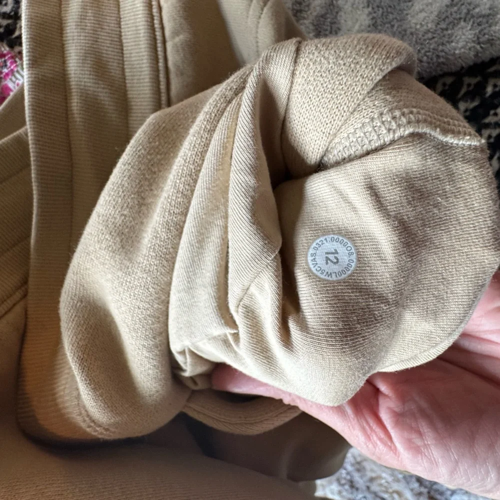 Lululemon Scuba jogger Trench - Picture 6 of 6